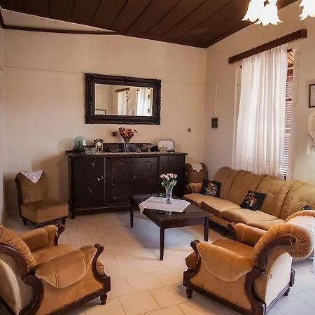 Casa Del Maestro Prines (Rethymno)